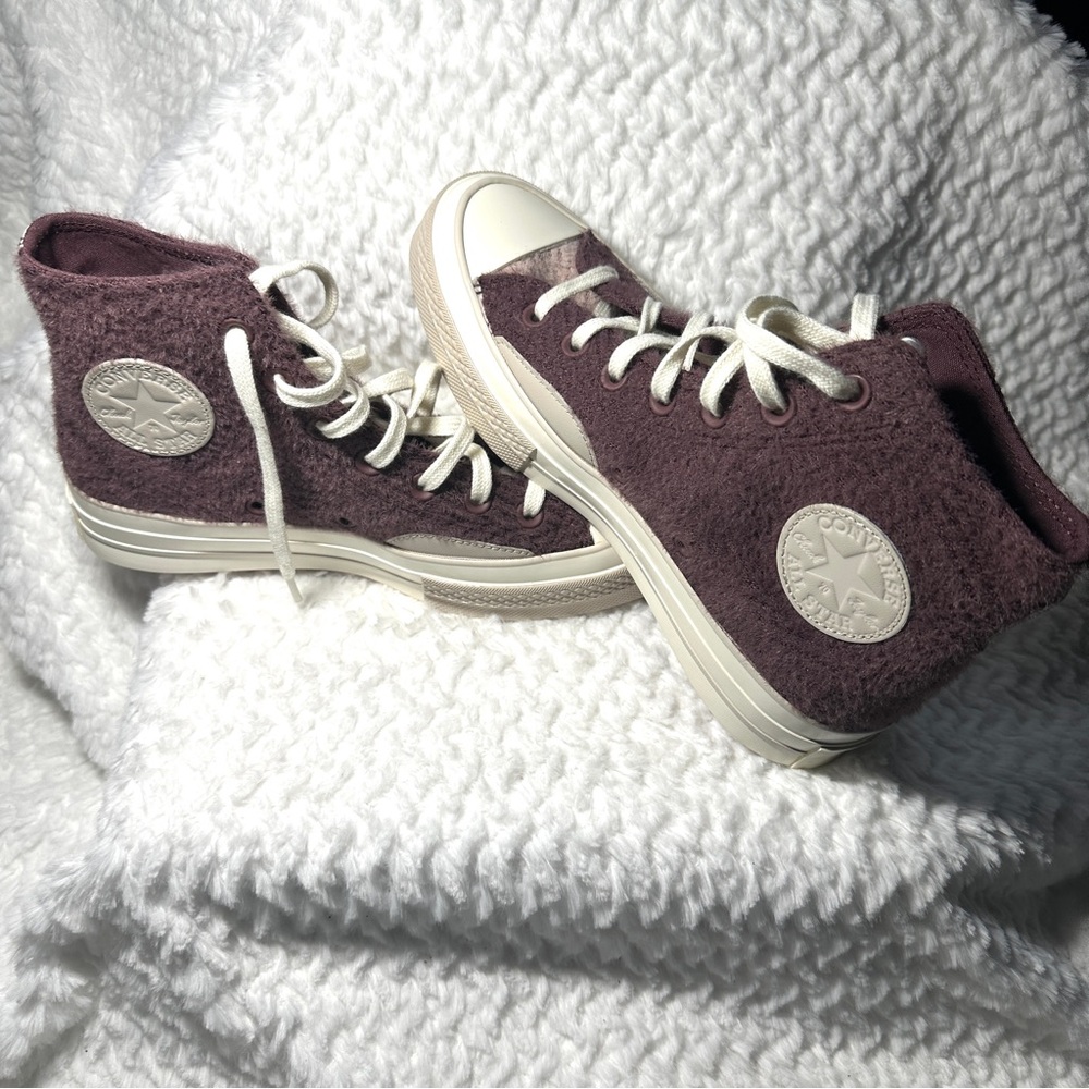 NWT Unisex Converse Chuck 70 Hi Utility High-Tops Sneakers Faux Fuzzy Fur Shoes